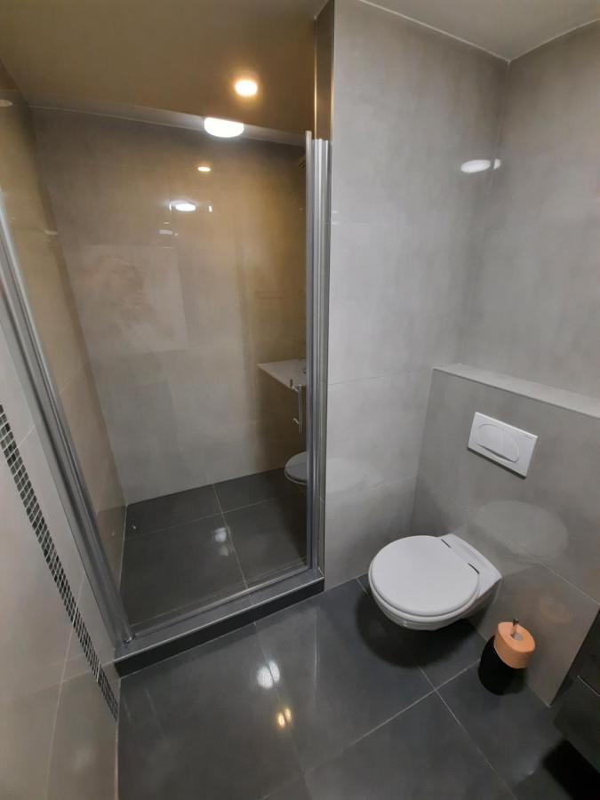 Apartmani New York Нова-Градишка Экстерьер фото