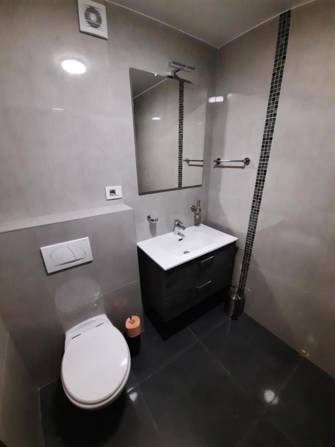 Apartmani New York Нова-Градишка Экстерьер фото