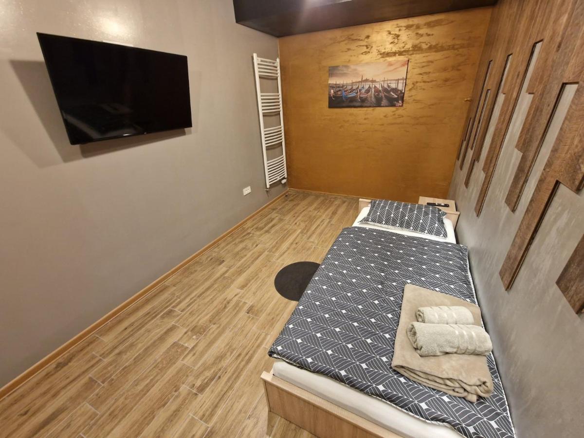 Apartmani New York Нова-Градишка Экстерьер фото
