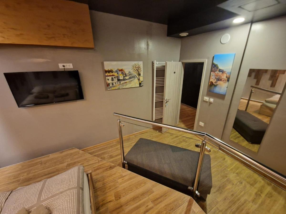 Apartmani New York Нова-Градишка Экстерьер фото